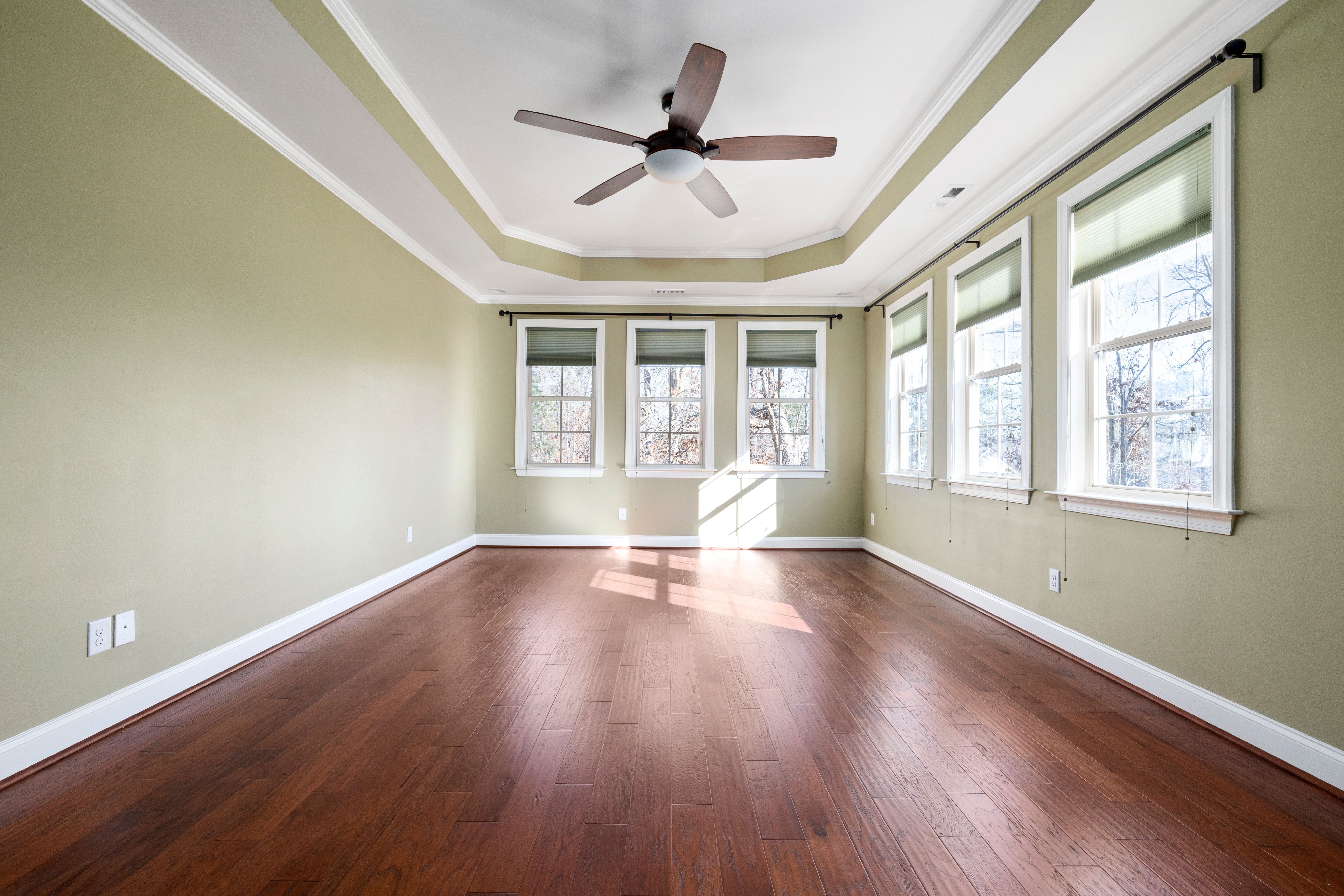 Original empty room, Pexels 7027857, photographed by Curtis Adams